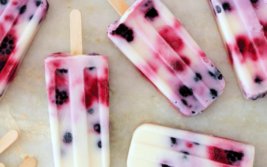 Homemade Strawberry Frozen Yogurt Popsicles